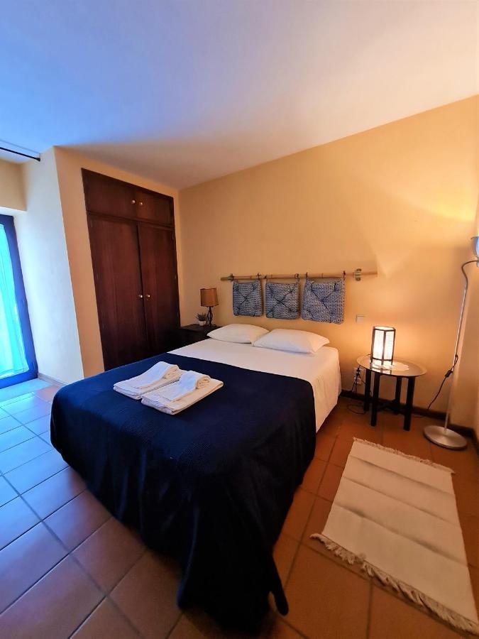 Out Of Town Hostel Castelo de Paiva Luaran gambar