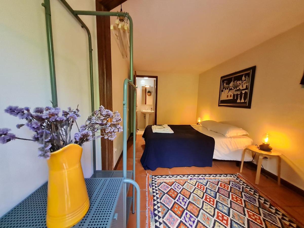 Out Of Town Hostel Castelo de Paiva Luaran gambar